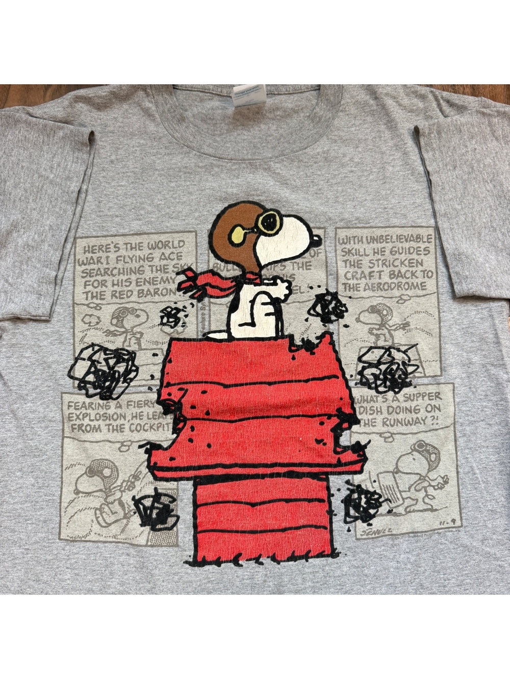 Vintage 90s Peanuts Snoopy Flying Ace Graphic Tee Mens M Red Baton